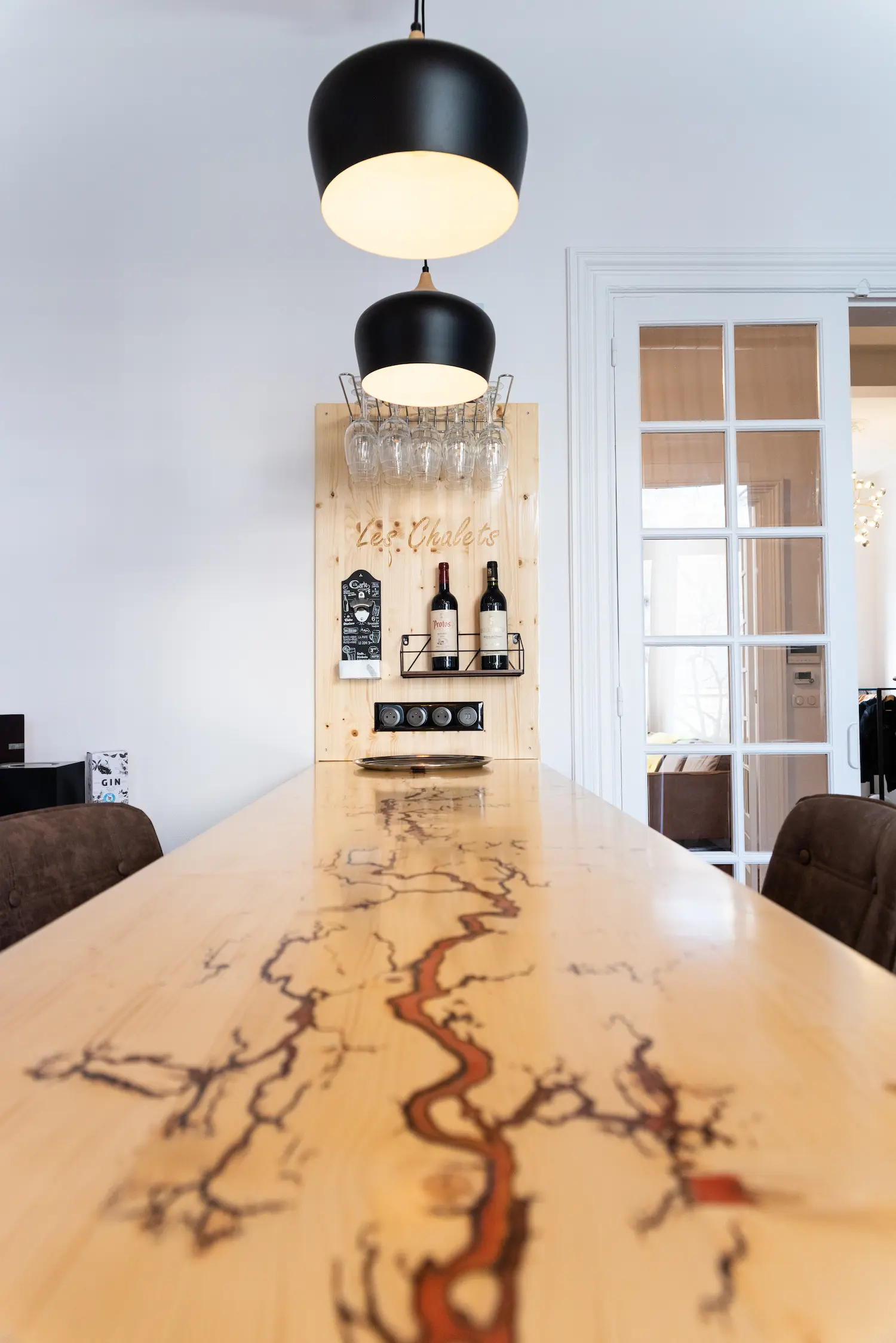 Mobilier sur mesure, table fractale 